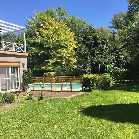 La Naturaleza De Parque Leloir En Familia Villa Leloir Exterior foto